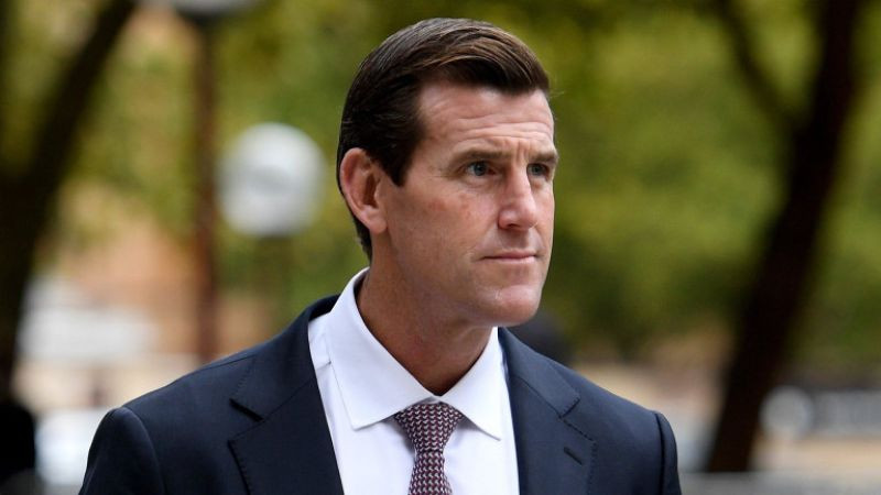 Обвиненият във военни престъпления австралийски войник излиза от ареста под гаранция